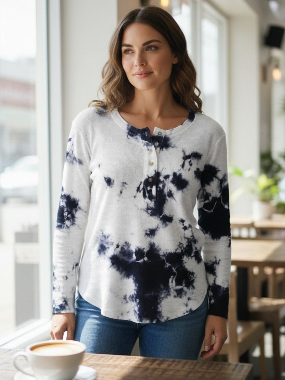 Striking Raquel Allegra Women's Sparrow Tie Dye Henley Shirt White/Navy Size 0